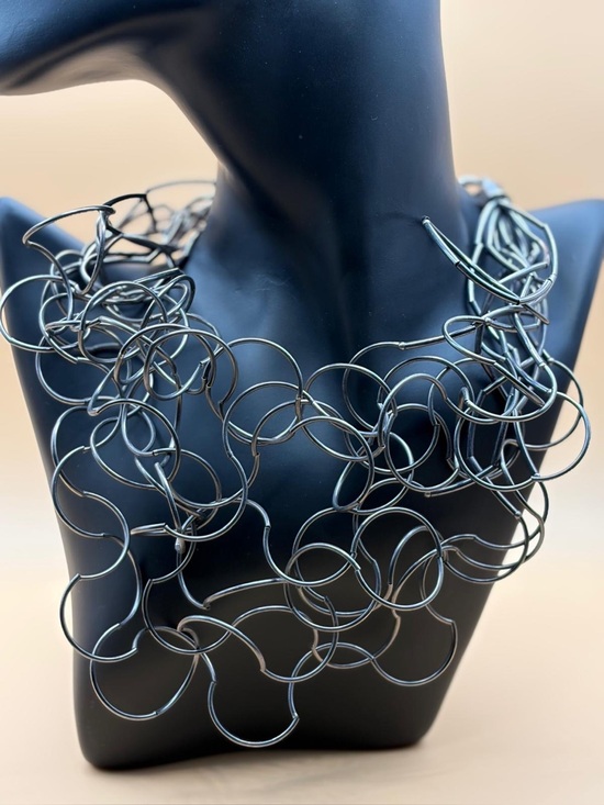 Jojo Loop Pendant Necklace Sculptural Black Interlinked Loop Statement Necklace